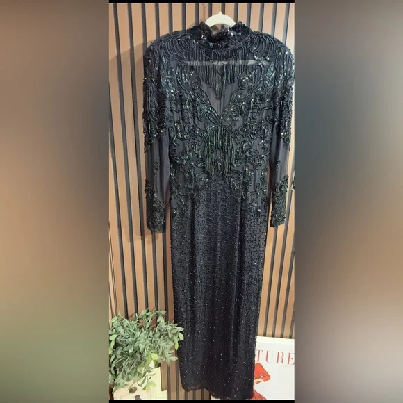 Elegant Black Beaded Evening Gown - Picture 5 of 8